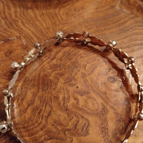 SALE:Bohemian pre-owned Assorted Bracelet Collection (Set of 5) - Picture 6 of 11